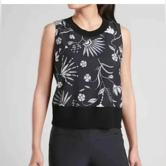 ❤️ATHLETA ZEPHYR SHELL CROPPED TANK TOP-WILDFLOWER BLACK/WHITE-S❤️ - Picture 3 of 11